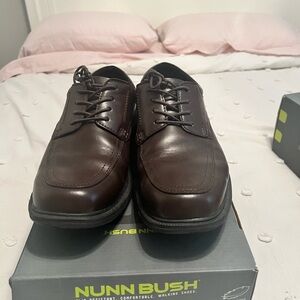 Nunn Bush Men's Dark Brown Oxfords